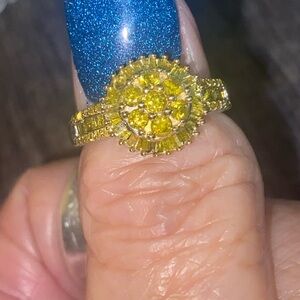 🔥ON SALE NWT Yellow Diamond Ring in Platinum over Sterling
